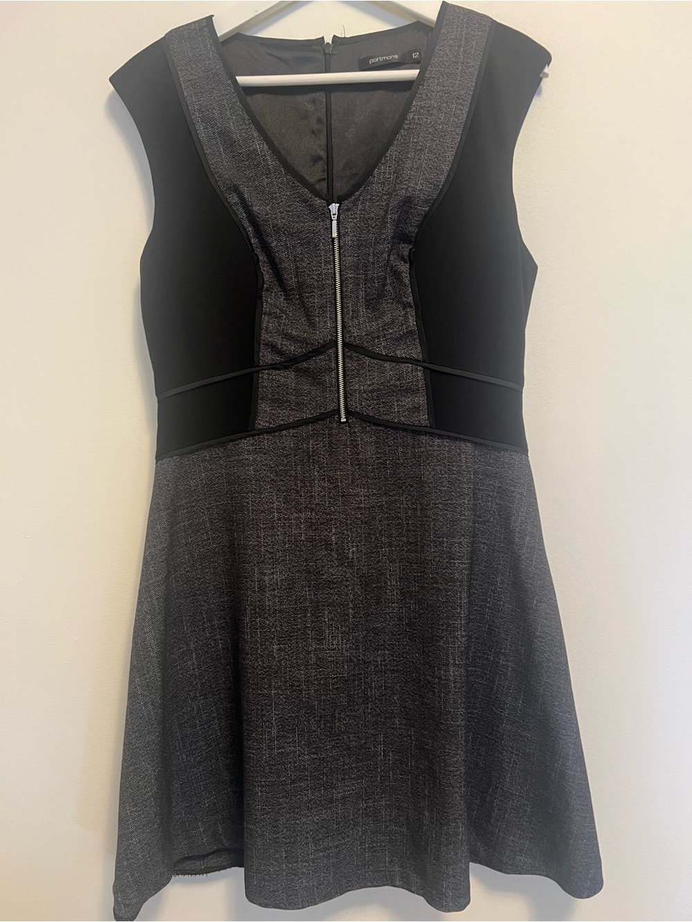 Black & Gray Panelled Mini Dress | V-Neck Zip Front Dress | Size 8 | Workwear